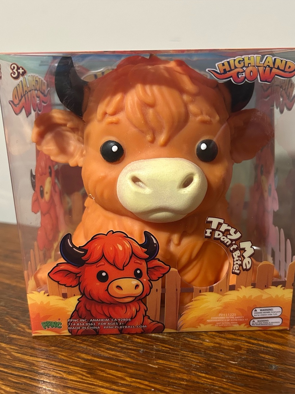 Jumbo Highland Cow Squishy New in Box Sensory Stress Anxiety Relief